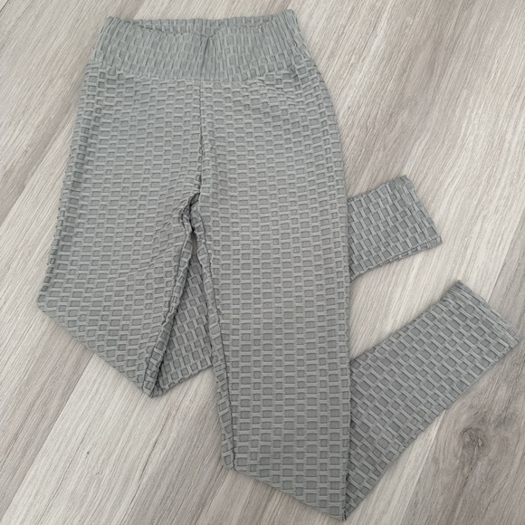 Pants - Women's Gray Textured Leggings